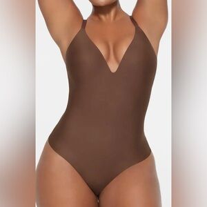 SKIMS Body Super Push-Up Thong Bodysuit in Jasper Size Medium NWT